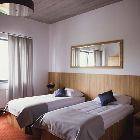 Hotel Turkovia Turek Esterno foto