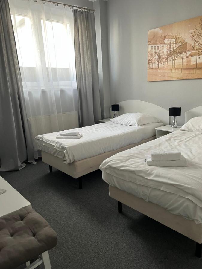 Hotel Turkovia Turek Esterno foto